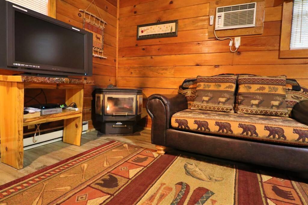 Alpine Mountain Sweetheart Cabin Jacuzzi #6 Helen Exteriör bild