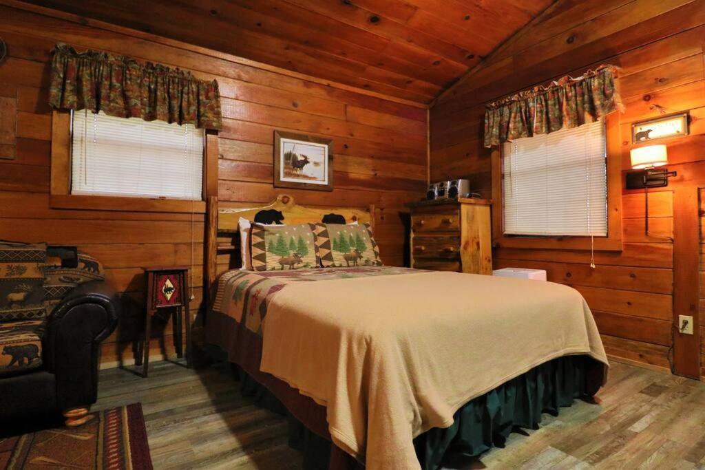 Alpine Mountain Sweetheart Cabin Jacuzzi #6 Helen Exteriör bild